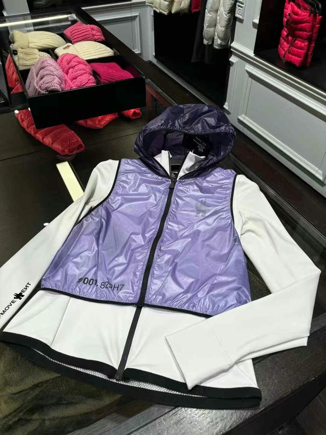 1 預訂- MONCLER 女款運動外套+背心一套- 100%正版(必須先跟店主確定貨物狀況)