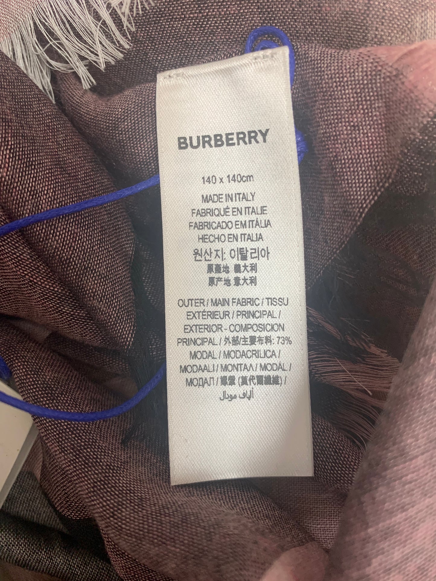 BURBERRY 圍巾 - 100%正版(必須先跟店主確定貨物狀況)