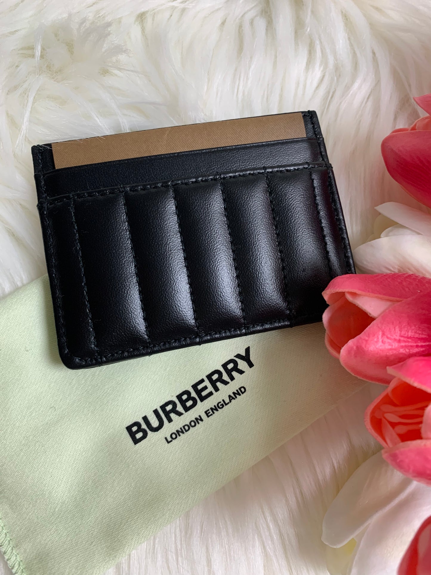 BURBERRY 卡套- 100%正版(必須先跟店主確定貨物狀況)
