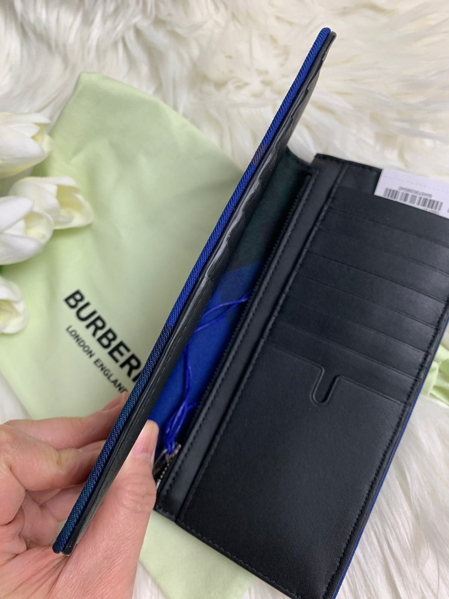 BURBERRY 男款長銀包- 100%正版(必須先跟店主確定貨物狀況)