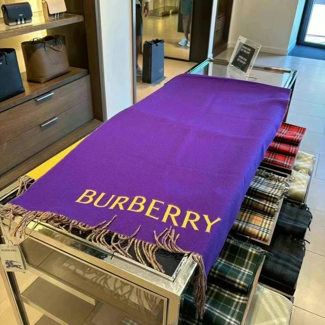Burberrry 圍巾/大披肩- 100%正版(必須先跟店主確定貨物狀況)