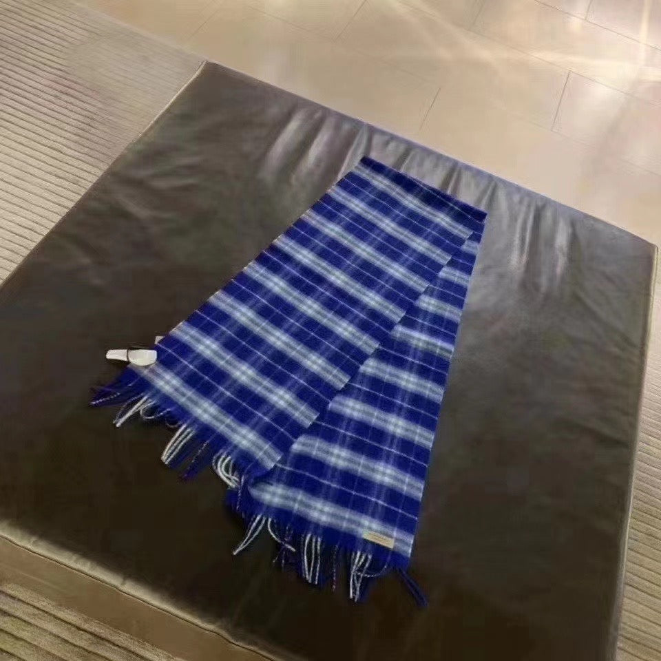 BURBERRY 圍巾 - 100%正版(必須先跟店主確定貨物狀況)