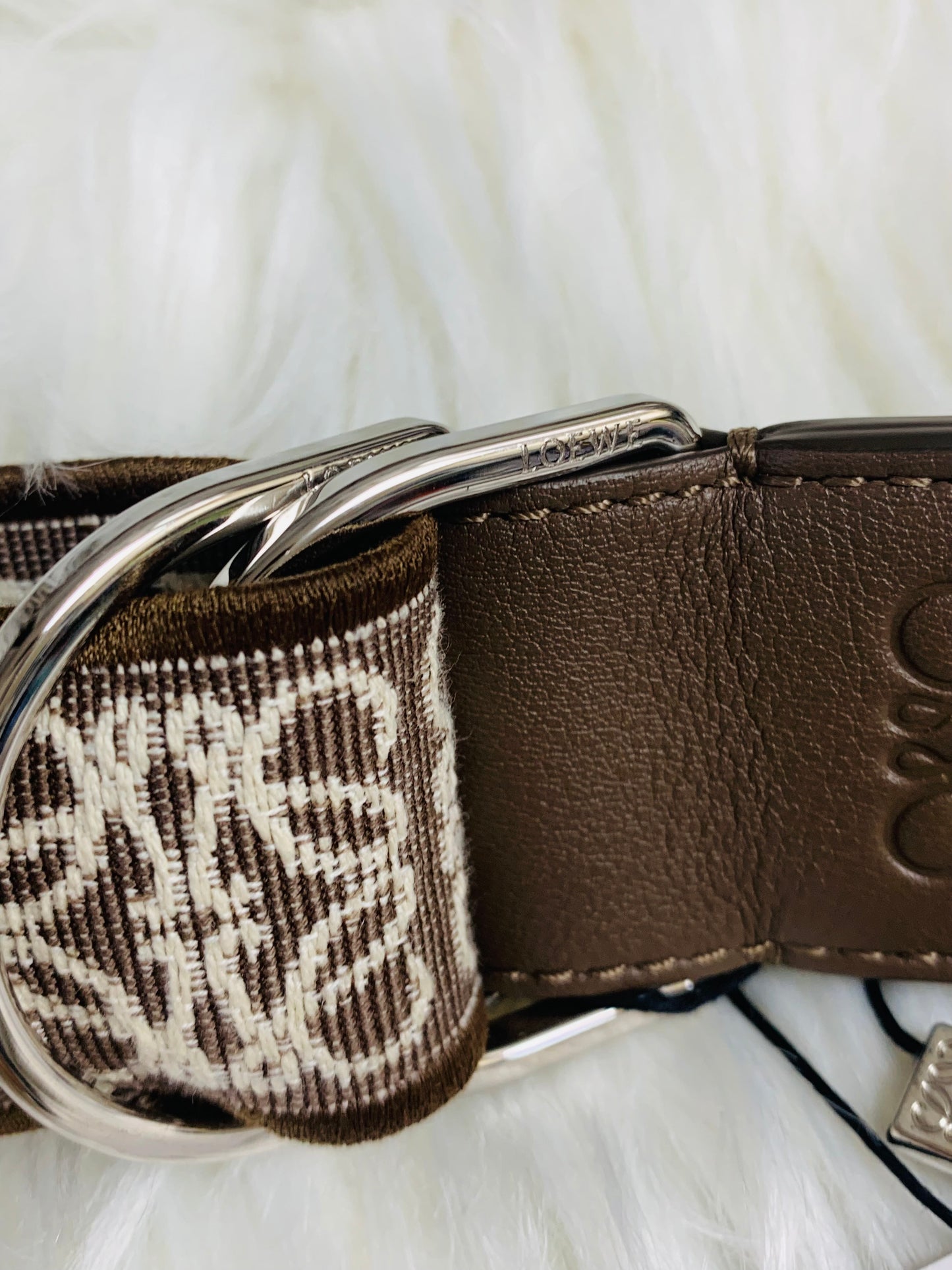 LOEWE 女款腰帶 - 100%正版(必須先跟店主確定貨物狀況)