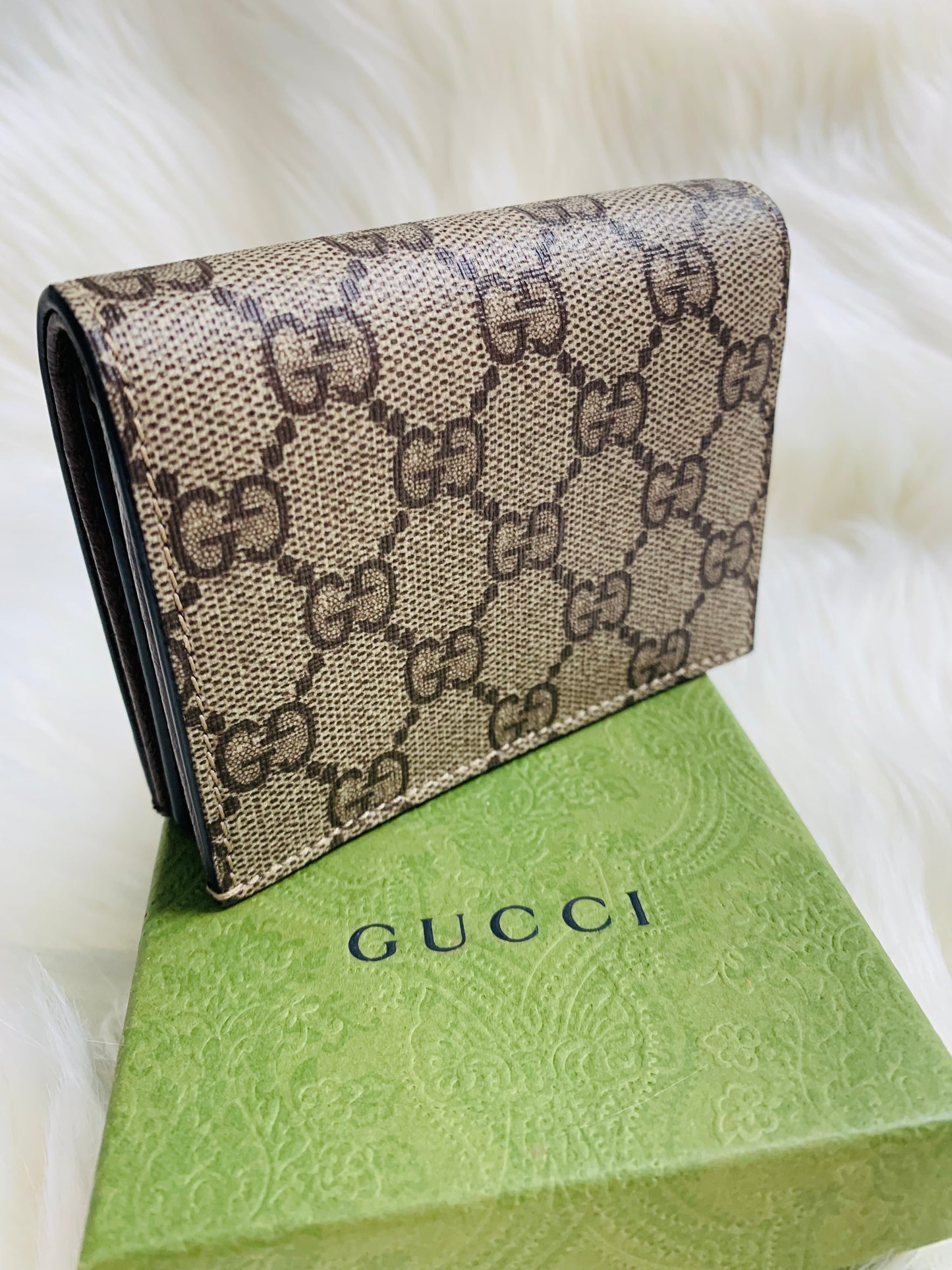 GUCCI 女款銀包 - 100%正版(必須先跟店主確定貨物狀況)