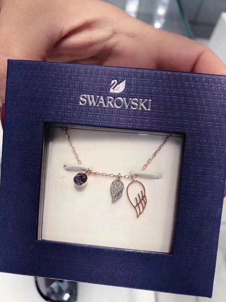 SWAROVSKI 頸鍊- 100%正版(必須先跟店主確定貨物狀況)