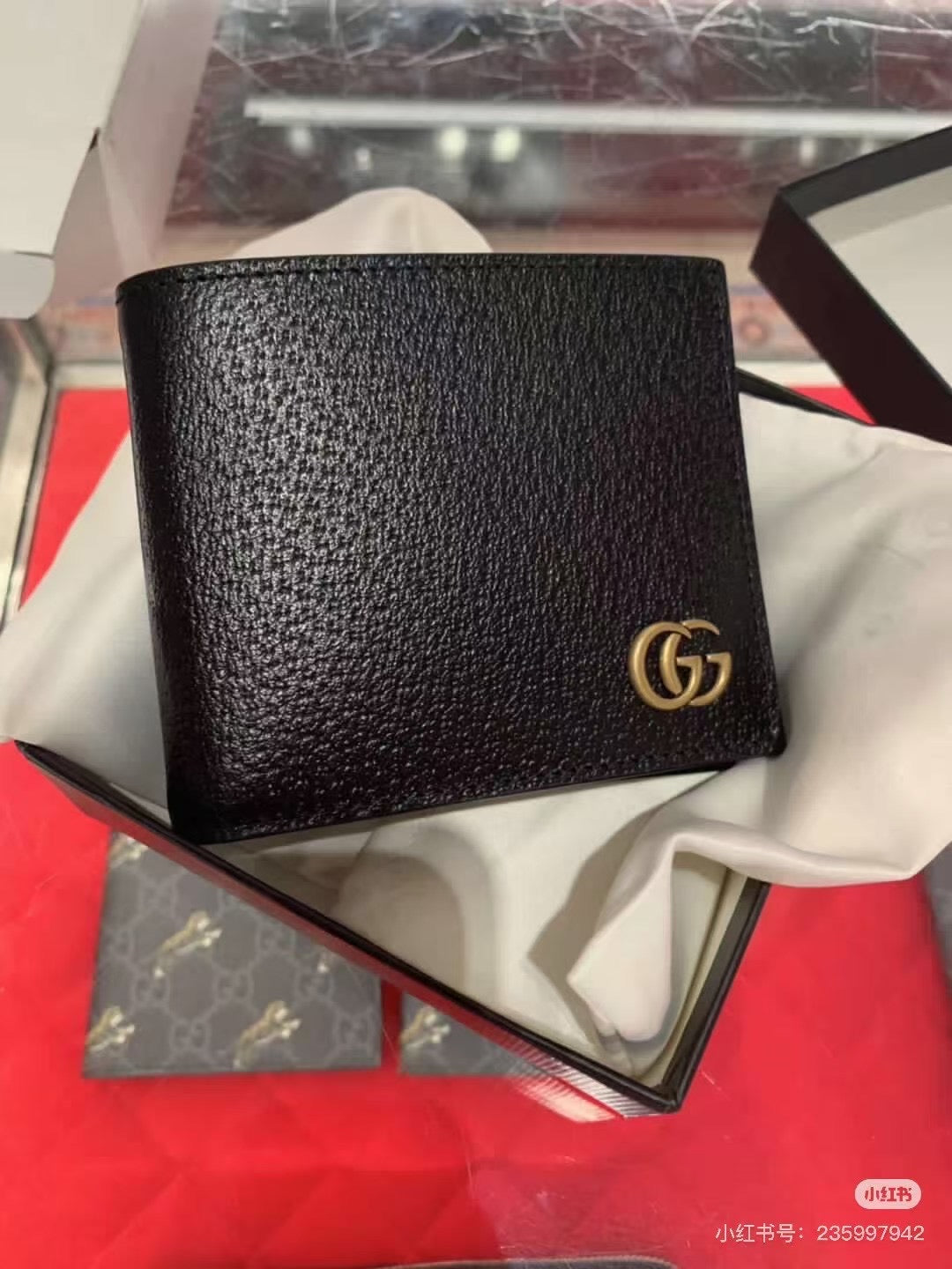 GUCCI 男款銀包 - 100%正版(必須先跟店主確定貨物狀況)