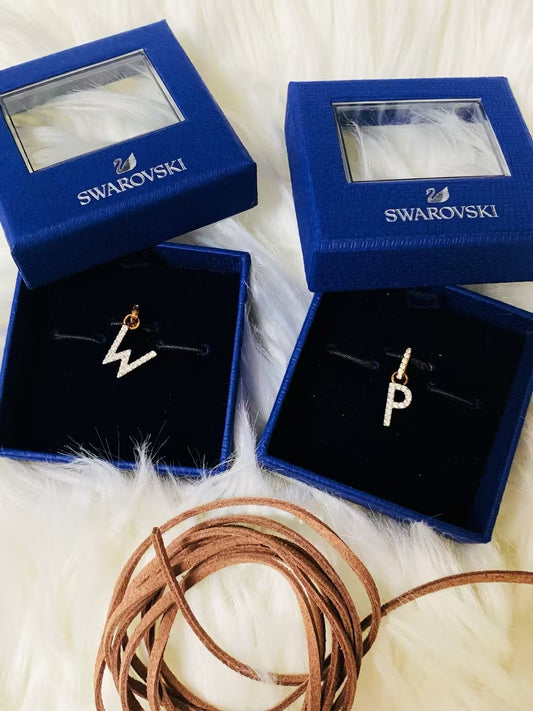 SWAROVSKI 吊咀- 100%正版(必須先跟店主確定貨物狀況）