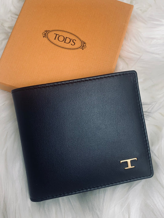 TODS 男款銀包- 100%正版(必須先跟店主確定貨物狀況）