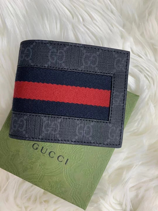 GUCCI 男款銀包 - 100%正版(必須先跟店主確定貨物狀況）