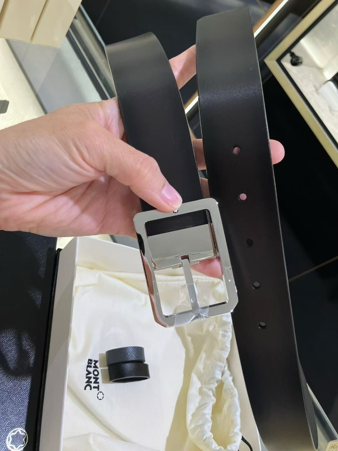 MONTBLANC 男款雙面皮帶 - 100%正版(必須先跟店主確定貨物狀況）