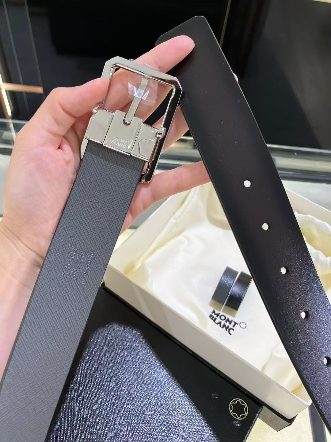 MONTBLANC 男款雙面皮帶 - 100%正版(必須先跟店主確定貨物狀況）