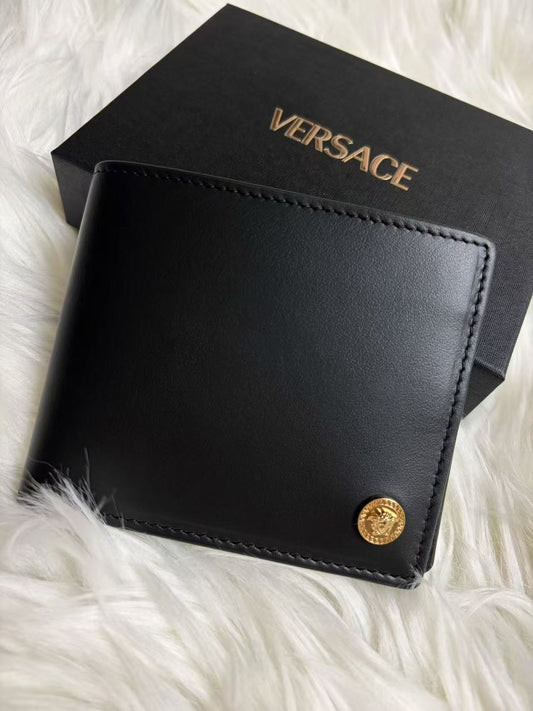 VERSACE 男款銀包- 100%正版(必須先跟店主確定貨物狀況）