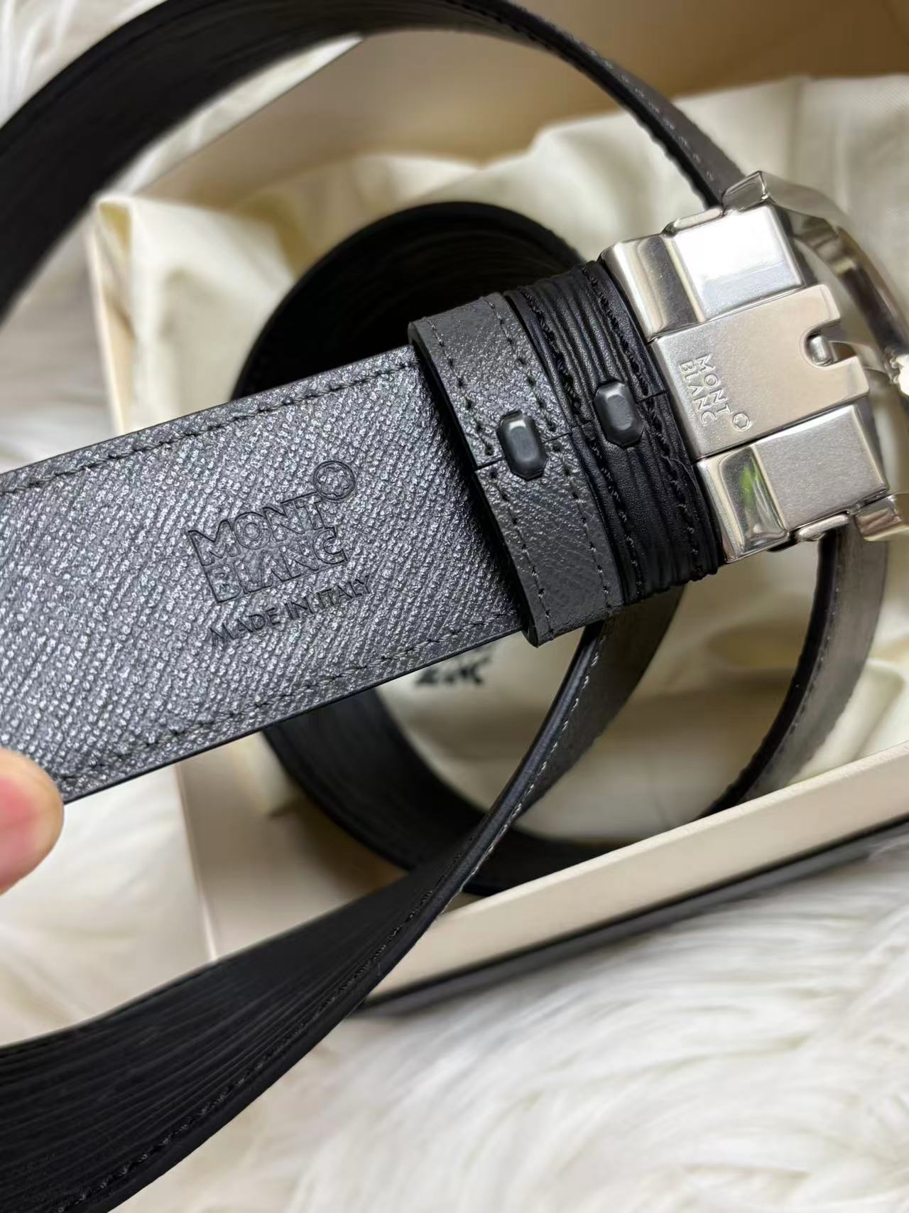 MONTBLANC 男款雙面皮帶 - 100%正版(必須先跟店主確定貨物狀況）