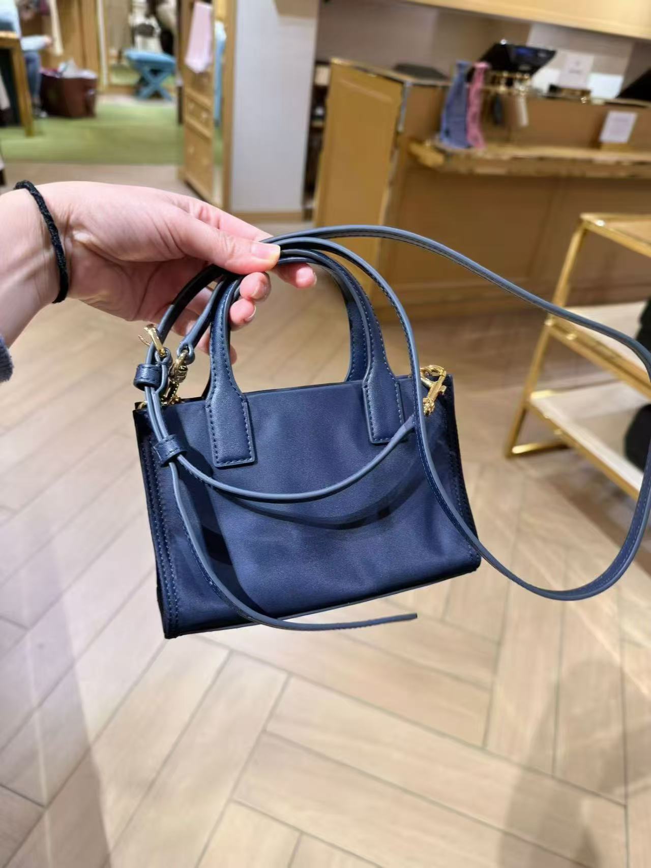 Tory Burch 斜揹 - 100%正版(必須先跟店主確定貨物狀況）